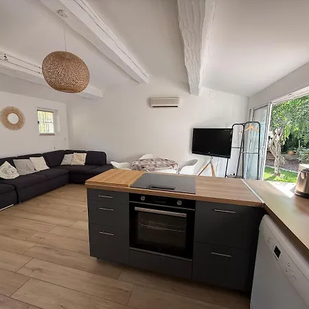 Holiday home Grand Studio Independant Saint-Raphael (Var)