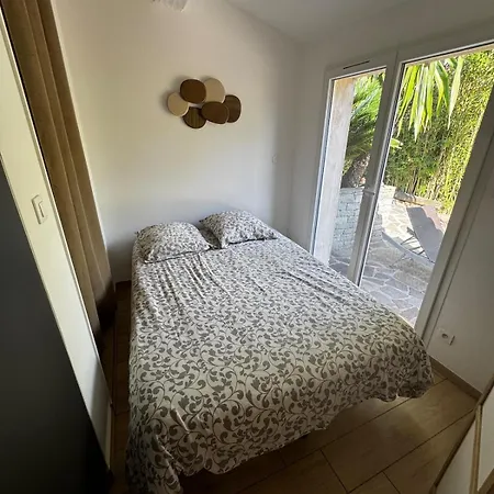 Grand Studio Independant Holiday home